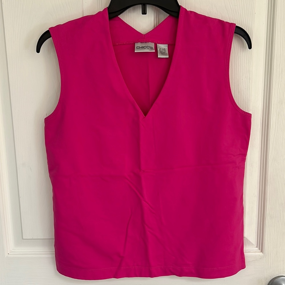 LIKE NEW CHICO’S SLEEVELESS TOP  SZ 1
